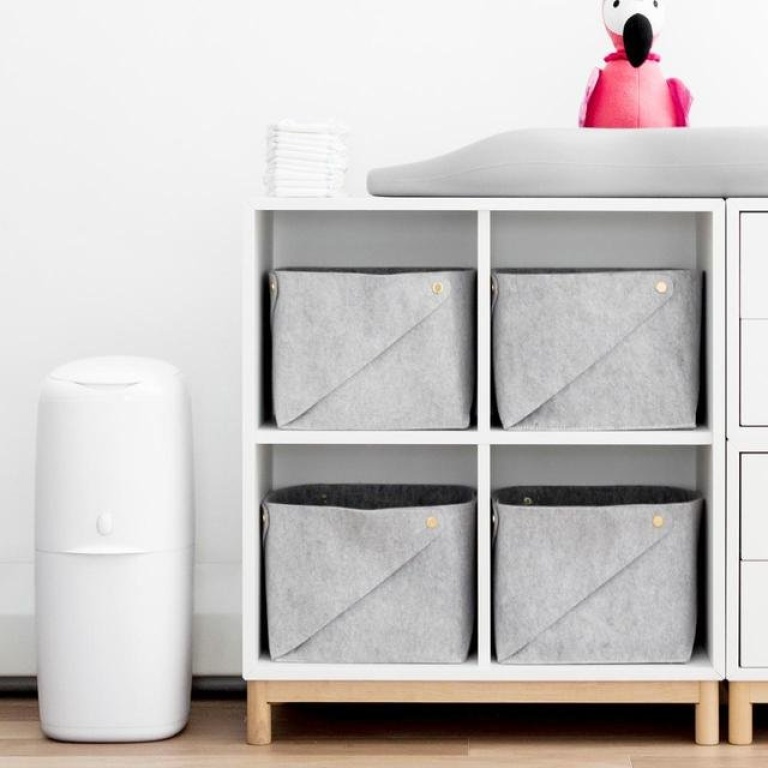 Angelcare Nappy Bin (Disposal System Odour Seal) with FREE Cassette - Image 3