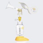 Medela Harmony Manual Breast Pump & Feed Set - Image 4