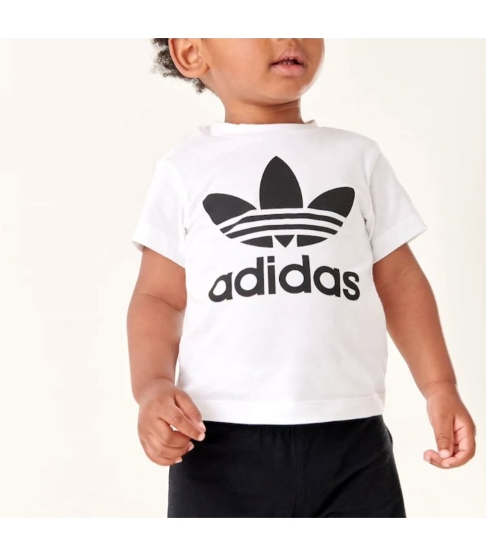 Adidas T-shirt