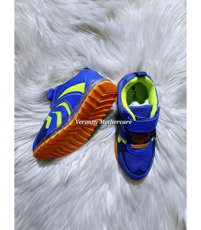 Boys Light-Up Trainers - Image 3