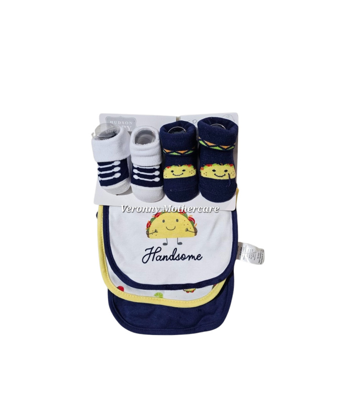 5Pc Bibs and Booties