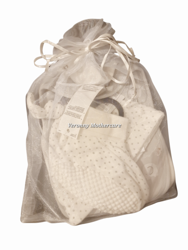 4pc Gift Set - Hat, Bootie, Bibs